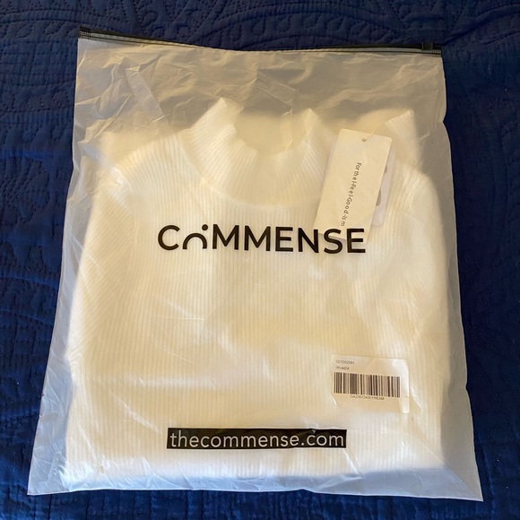 Commense White Ribbed Knit Top - Picture 2 of 2